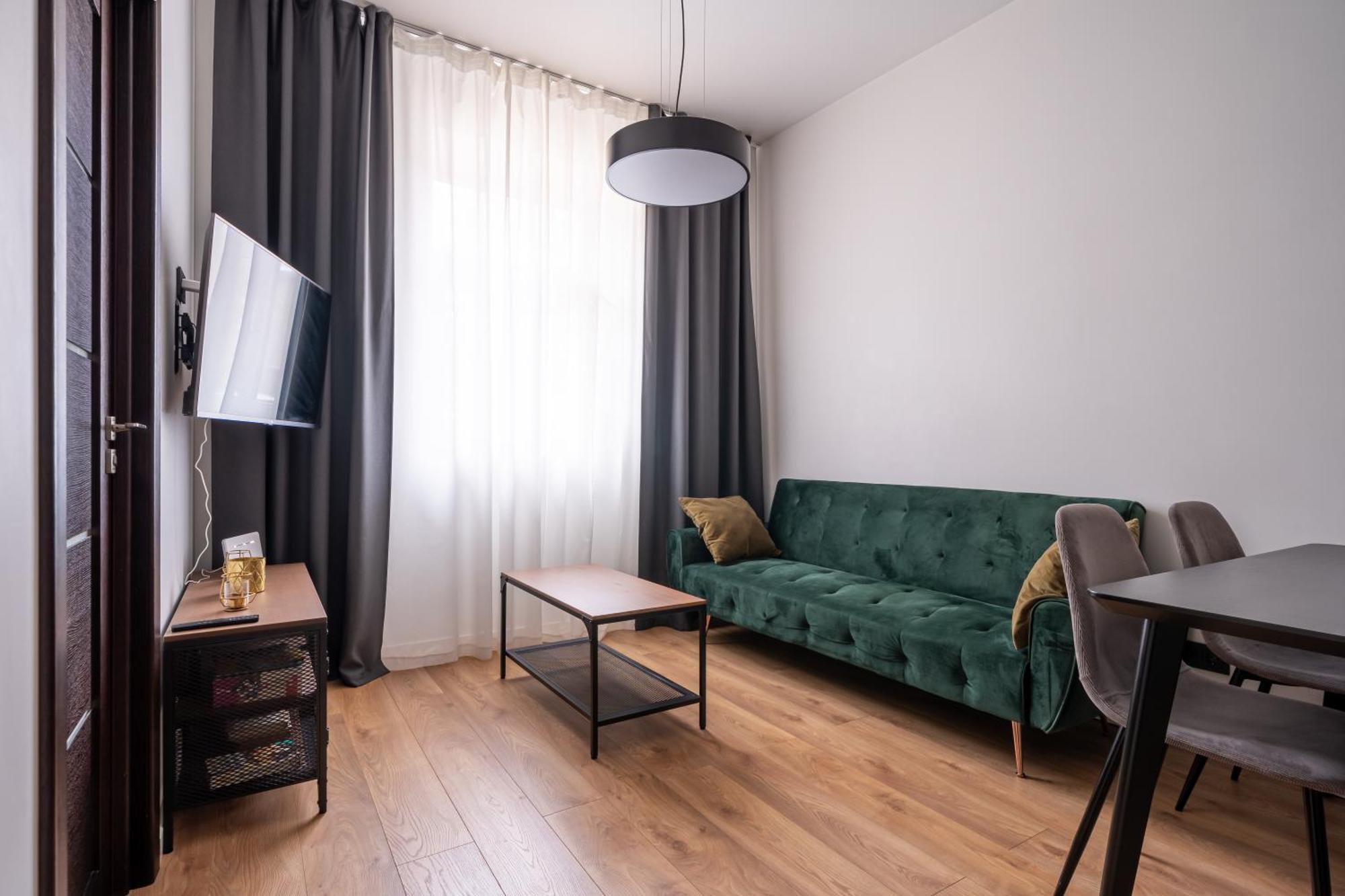 Lienes Iela Gem 1Br Apartment With Fireplace In Historic Unesco Center รีกา ภายนอก รูปภาพ
