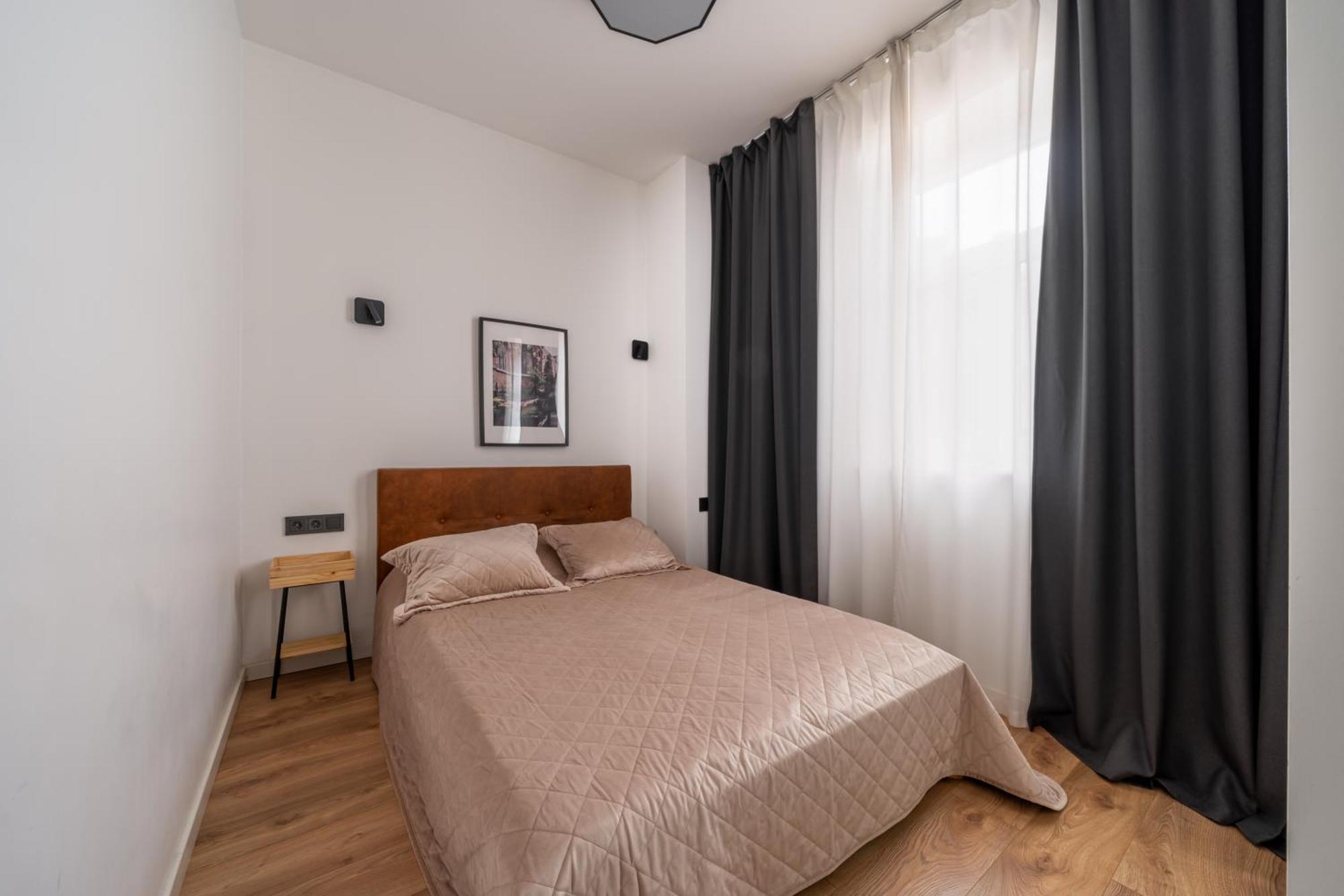 Lienes Iela Gem 1Br Apartment With Fireplace In Historic Unesco Center รีกา ภายนอก รูปภาพ